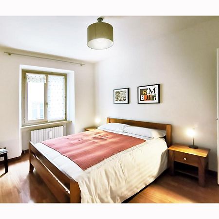 Due Dei Mille. Incantevole Casa In Centro Ad Alba מראה חיצוני תמונה